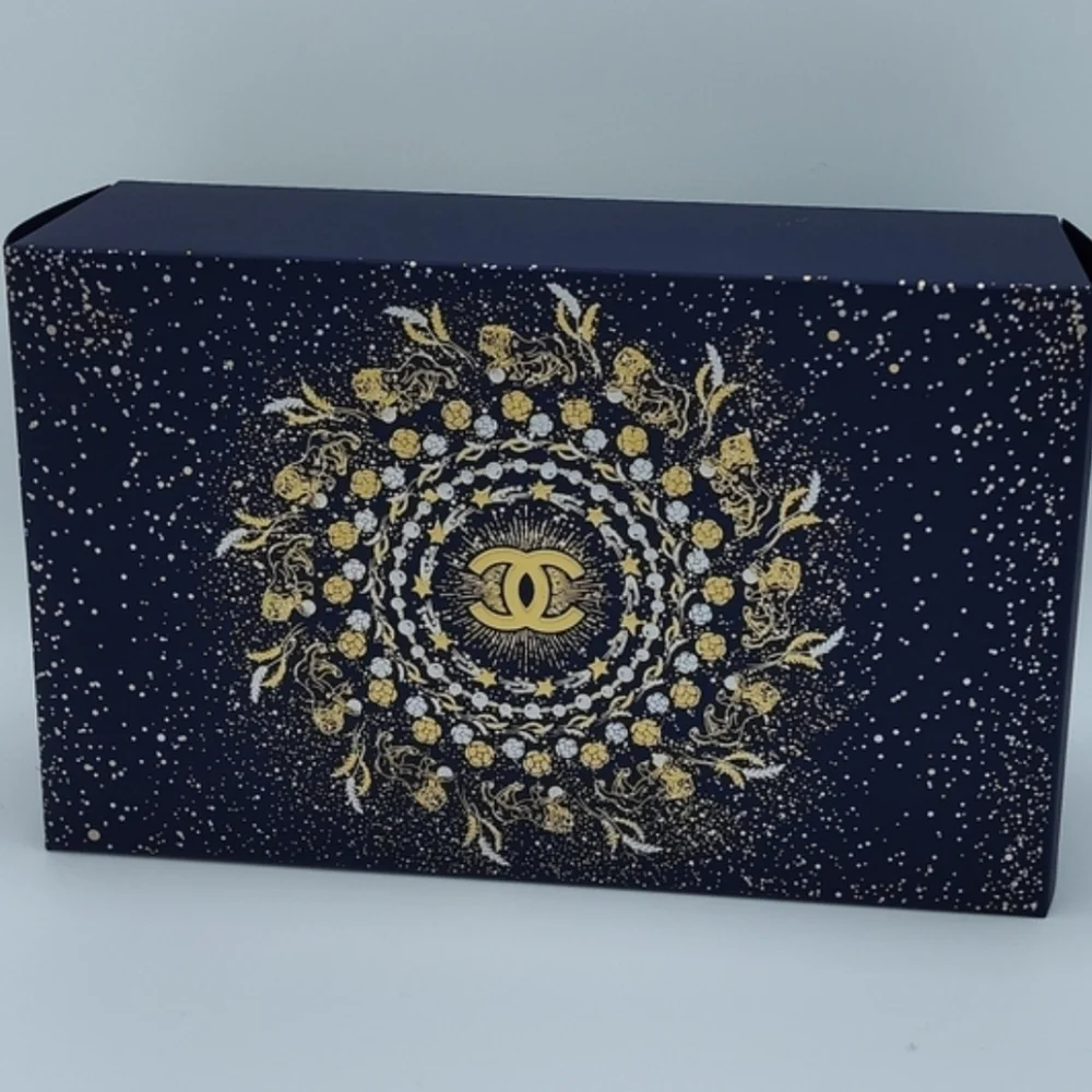 NIB Navy Textured Zip Pouch with Gold Charm | Chanel Beauté
